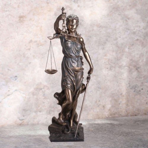 Veronese 70cm magas Justitia igazság istennője szobor